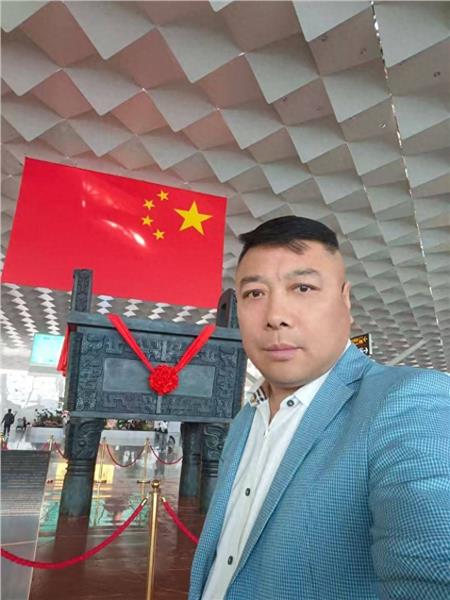 734a6ac46a844d449f35be15f9cced8f~tplv-tt-origin-web_gif.JPG 郝江华《爱的无缘》:在宿命与觉醒中探寻爱的哲学之光
